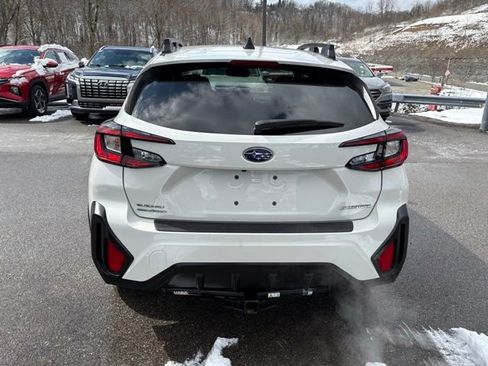 Used 2024 Subaru Crosstrek 2.0i Premium image 4