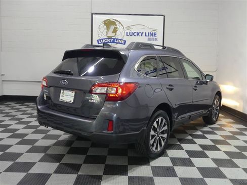 Used 2016 Subaru Outback 2.5i Limited AWD/4WD image 10