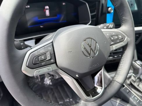 New 2026 Volkswagen Jetta SE FWD image 27