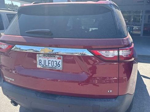 Used 2019 Chevrolet Traverse LT FWD image 3
