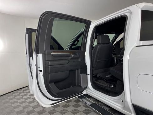 Used 2024 Chevrolet Silverado 2500 High Country w/ High Country Premium Package AWD/4WD image 44