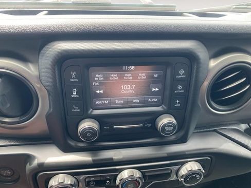 Used 2018 Jeep Wrangler Unlimited Sport AWD/4WD image 22