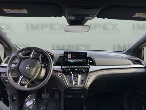 Used 2025 Honda Odyssey Sport-L image 25