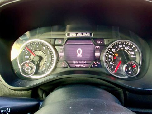 Used 2020 RAM 1500 Laramie w/ Off Road Group image 50