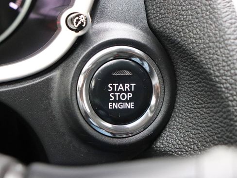 Used 2025 Mitsubishi Eclipse Cross AWD image 41