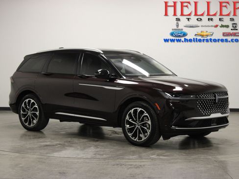 Used 2024 Lincoln Nautilus Reserve w/ Equipment Group 202A AWD/4WD image 1