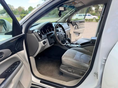 Used 2016 Buick Enclave Convenience FWD image 9