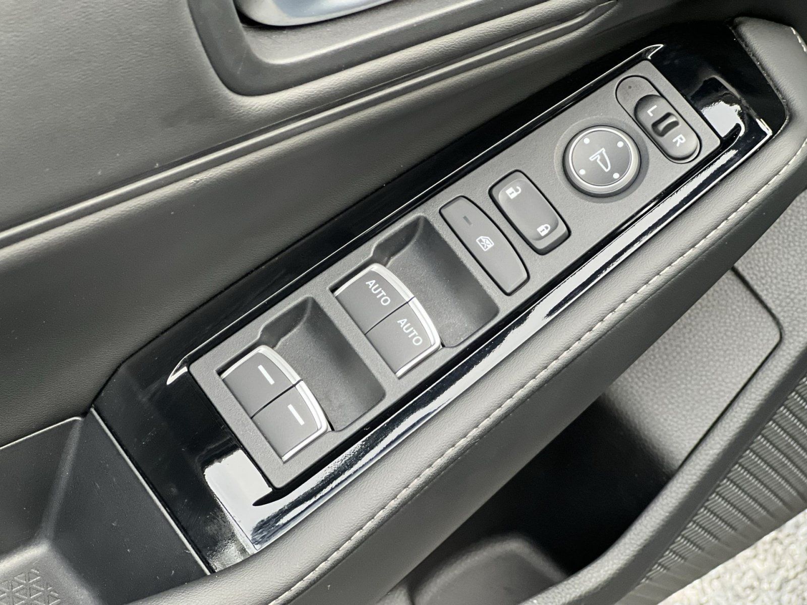 Used 2025 Honda Accord Touring image 20