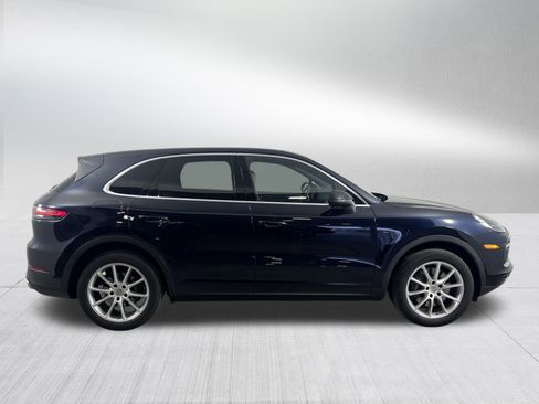 Used 2023 Porsche Cayenne image 8