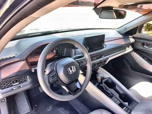 Used 2023 Honda Accord EX image 15