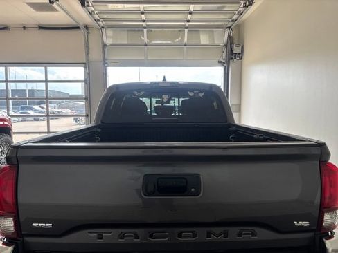 Certified 2021 Toyota Tacoma SR5 RWD image 10