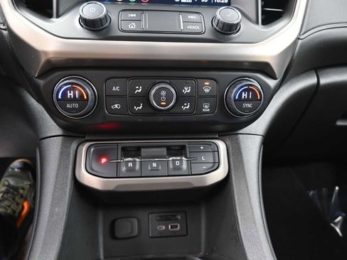 Used 2023 GMC Acadia Denali w/ Trailering Package image 9