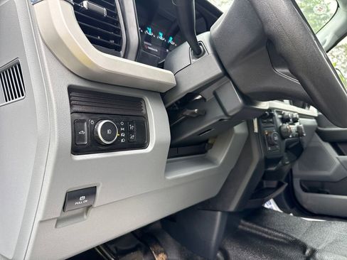 Used 2024 Ford F250 XL w/ XL Chrome Package AWD/4WD image 16