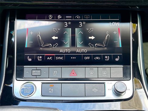 Used 2021 Audi Q8 Premium Plus w/ Premium Plus Package AWD/4WD image 19