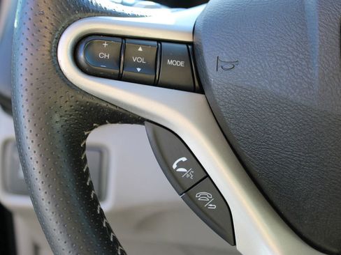 Used 2013 Honda Insight EX image 32