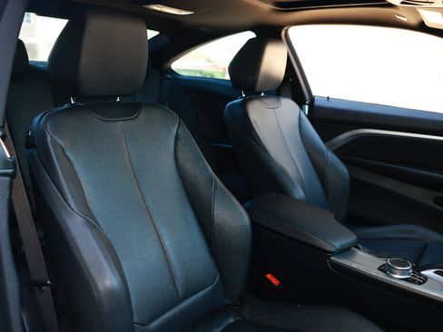 Used 2019 BMW 440i Coupe w/ M Sport Package image 19