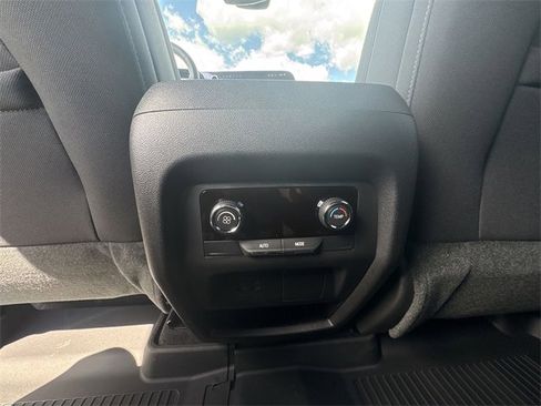 New 2026 Chevrolet Traverse LT w/ Midnight/Sport Edition image 22