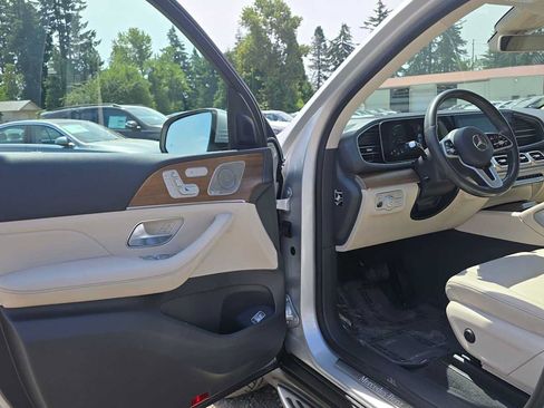 Certified 2020 Mercedes-Benz GLE 350 w/ Premium Package image 19