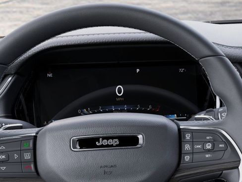 New 2026 Jeep Grand Cherokee Altitude image 17