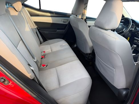 Used 2014 Toyota Corolla LE FWD image 12