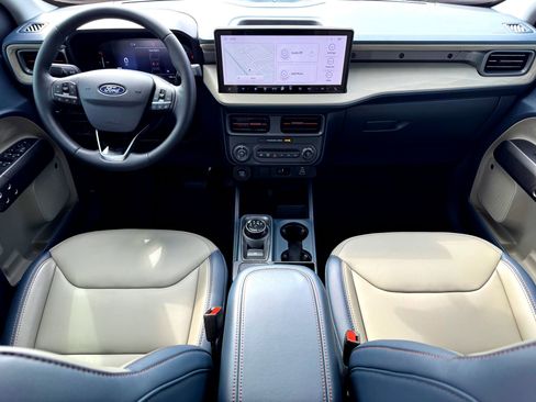 Used 2025 Ford Maverick Lariat w/ 4K Tow Package AWD/4WD image 19