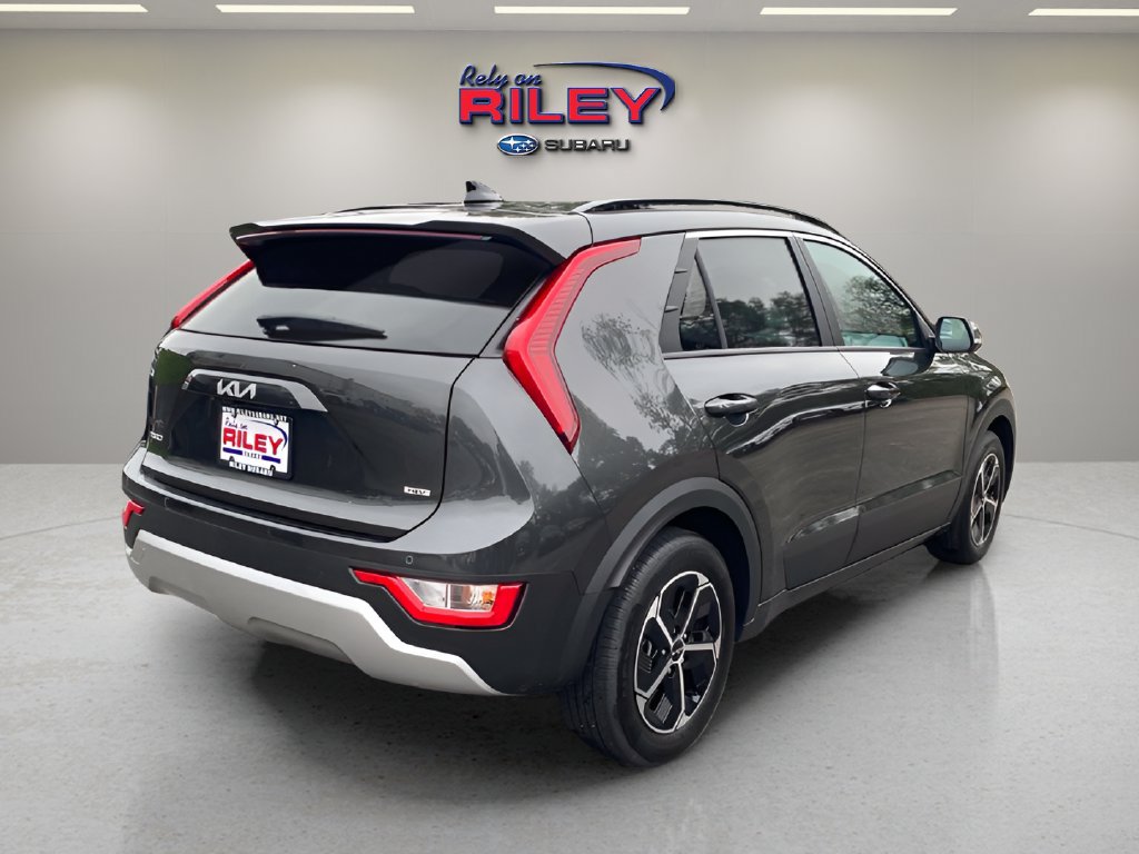 Used 2026 Kia Niro EX FWD image 6