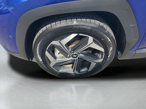Certified 2024 Hyundai Tucson Limited AWD/4WD image 10