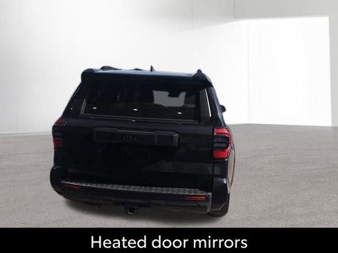 Used 2025 Toyota 4Runner SR5 AWD/4WD image 11