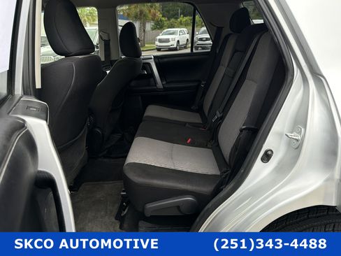 Used 2016 Toyota 4Runner SR5 RWD image 19