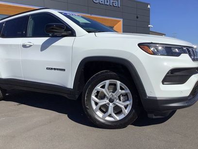 Used 2025 Jeep Compass Latitude w/ Convenience Group