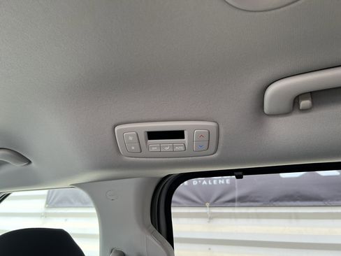 New 2026 Kia Carnival EX image 20