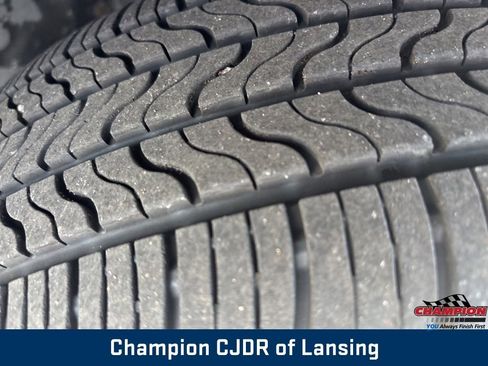 Used 2012 Jeep Compass Latitude AWD/4WD image 33