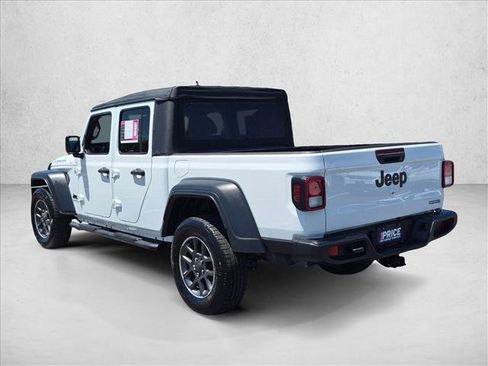 Used 2021 Jeep Gladiator Sport AWD/4WD image 7