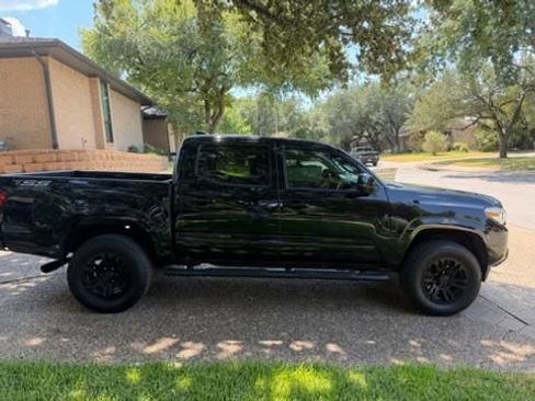 Used 2020 Toyota Tacoma SR w/ SR Convenience Package RWD image 7