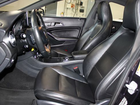 Used 2015 Mercedes-Benz CLA 250 4MATIC image 25