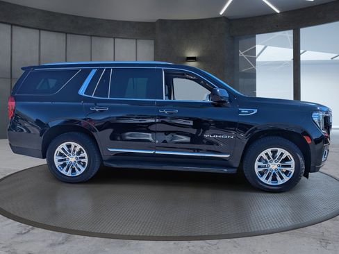 Used 2023 GMC Yukon SLT image 7