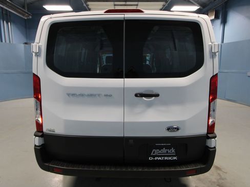 Used 2024 Ford Transit 150 Low Roof RWD image 27