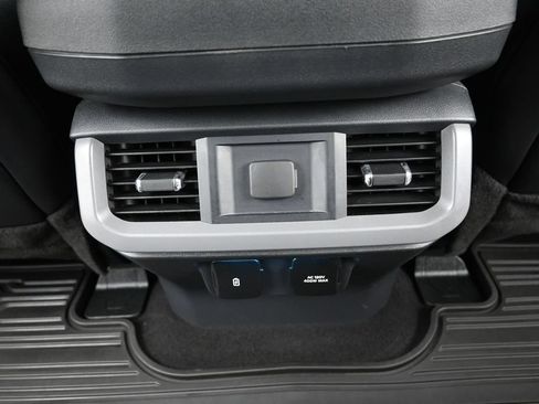 Used 2024 Ford F150 Lariat w/ FX4 Off-Road Package AWD/4WD image 14