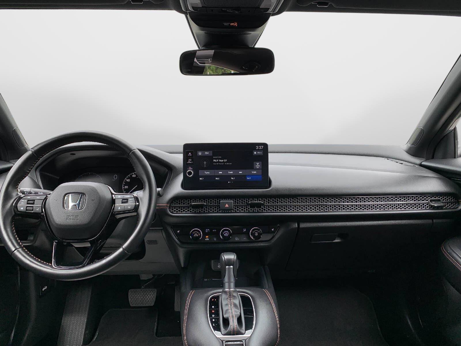 Certified 2026 Honda HR-V Sport image 31
