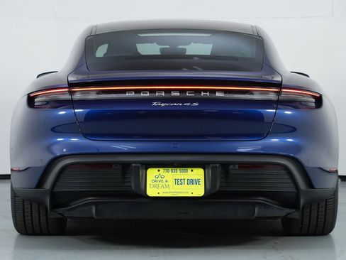 Used 2020 Porsche Taycan 4S w/ Premium Package AWD/4WD image 11