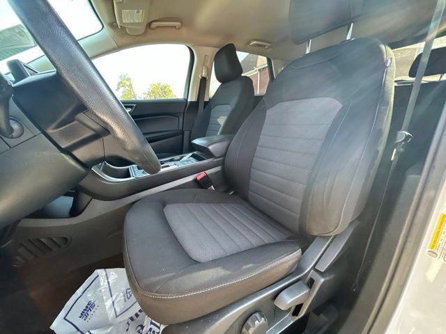 Used 2022 Ford Edge SE w/ Black Appearance Package AWD/4WD image 18
