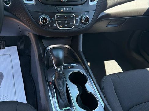 Used 2024 Chevrolet Malibu LT w/ Midnight Edition FWD image 8