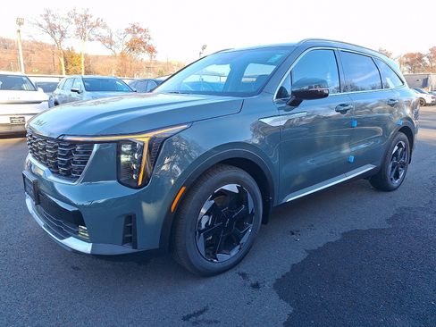 New 2025 Kia Sorento EX image 3