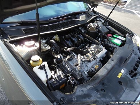 Used 2011 Toyota Avalon Limited image 7