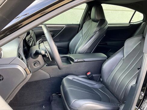 Used 2023 Lexus ES 350 F Sport w/ Accessory Package (Z2) image 8