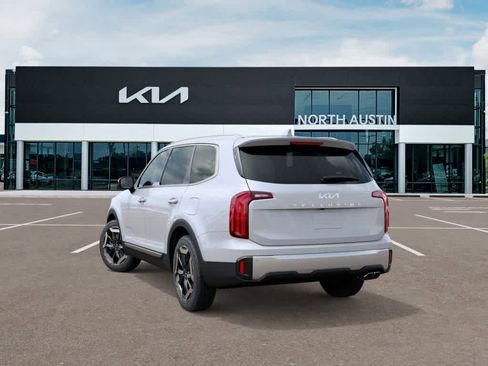 New 2025 Kia Telluride S image 4