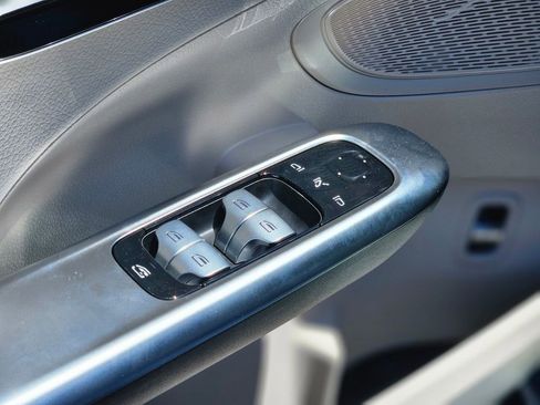 New 2026 Mercedes-Benz C 300 4MATIC Sedan image 16