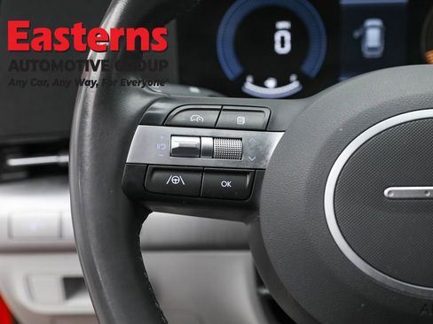 Used 2024 Hyundai Kona SEL image 15