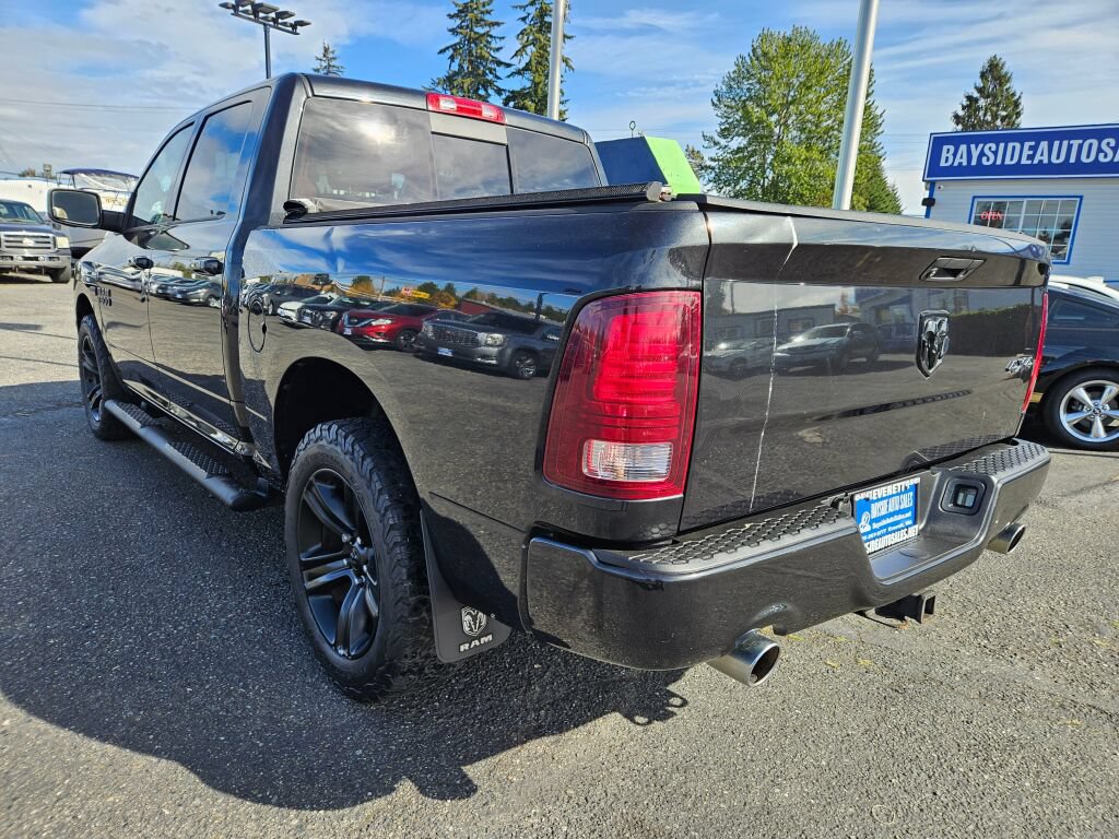Used 2015 RAM 1500 Sport w/ Black Ram 1500 Sport Group AWD/4WD image 3