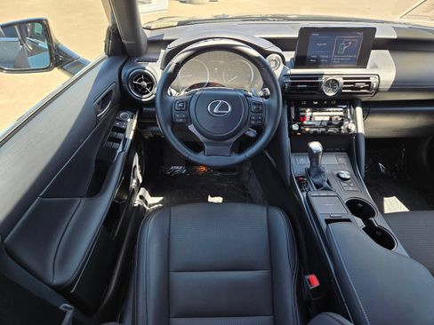 Used 2025 Lexus IS 300 F Sport RWD image 17